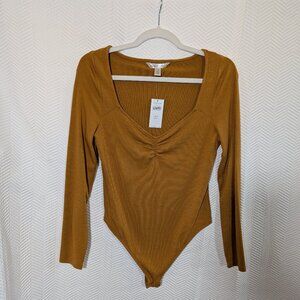 Banana Republic Ribbed Long Sleeve Bodysuit Golden Tan Medium Petite Basics NWT